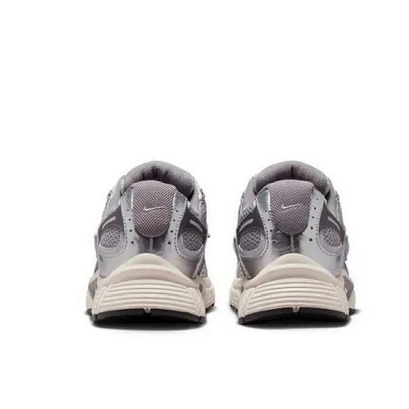 Sepatu Nike Pria V5 RNR Retro  - Men'S Shoes V5 Rnr ulasan dan harga